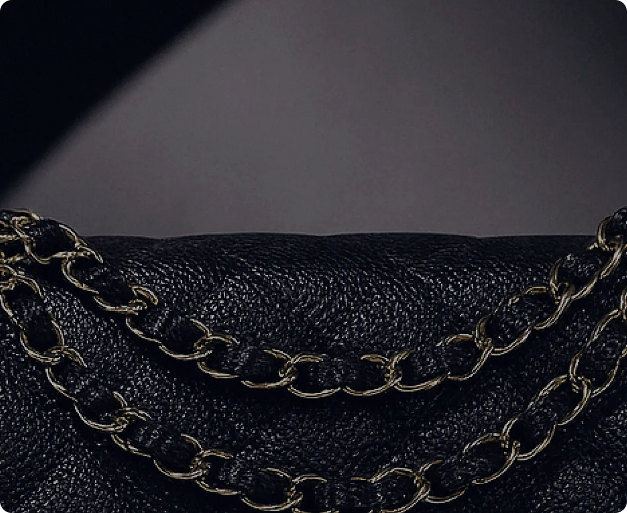 Luxury Fashion Brand’s Market Mastery